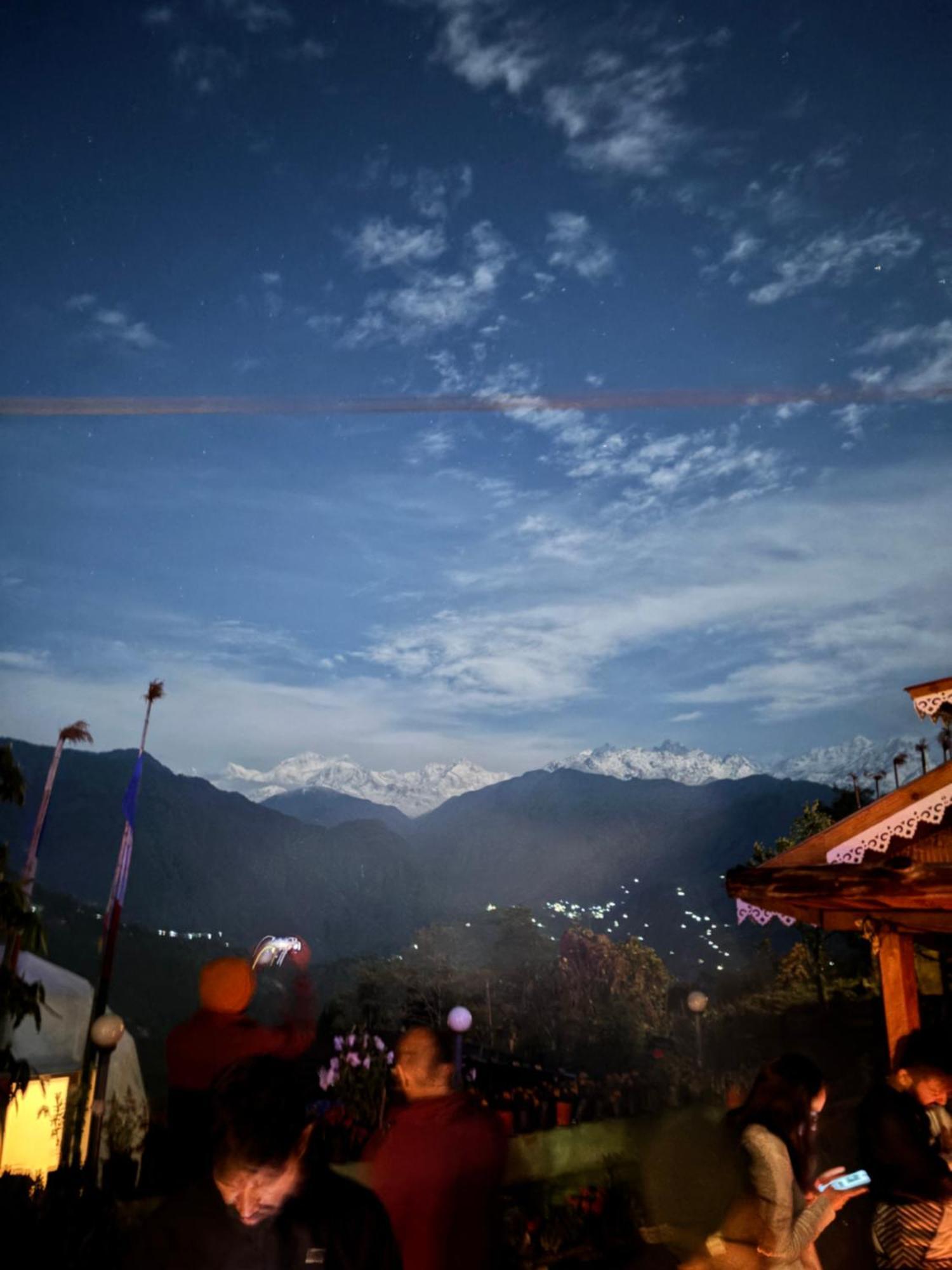 Wake In Himalayas Pansiyon Pelling Dış mekan fotoğraf